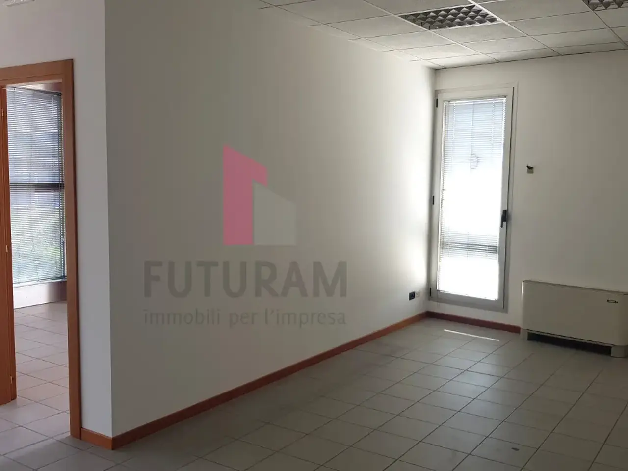 Ufficio in Via Piazzon, Vicenza, {3} - Foto 2