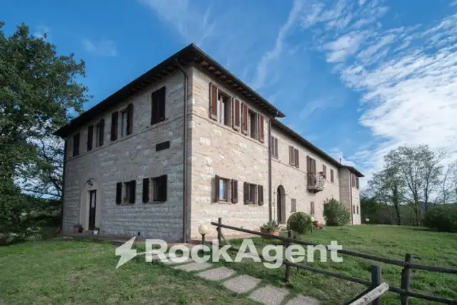 3-room flat in Via Ca' Le Suore 20, Urbino - Photo 1