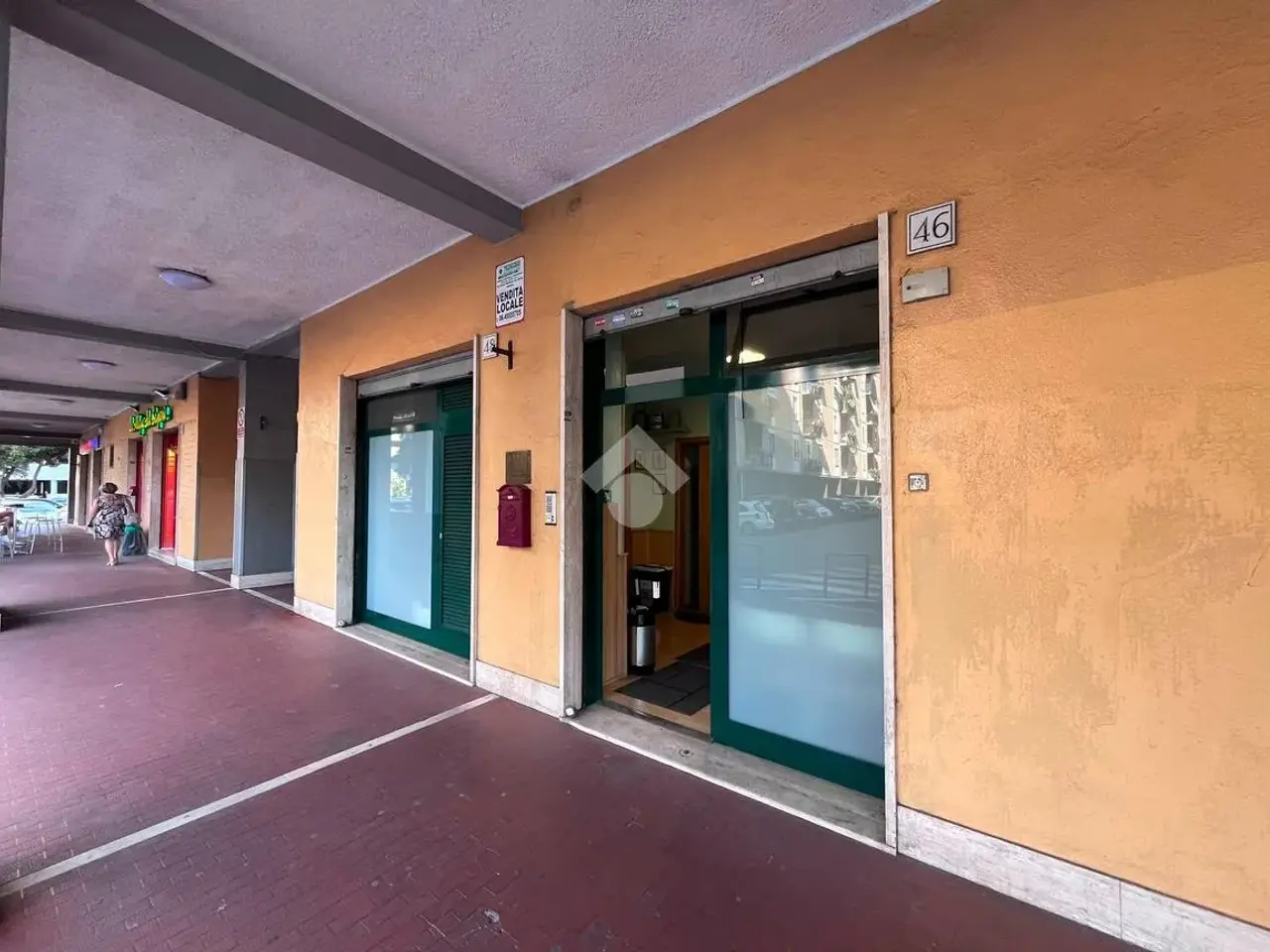 Negozio in Via Virgilio Melandri 46, Roma, {3} - Foto 2