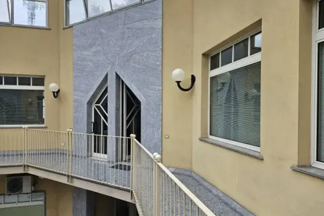 insertion image