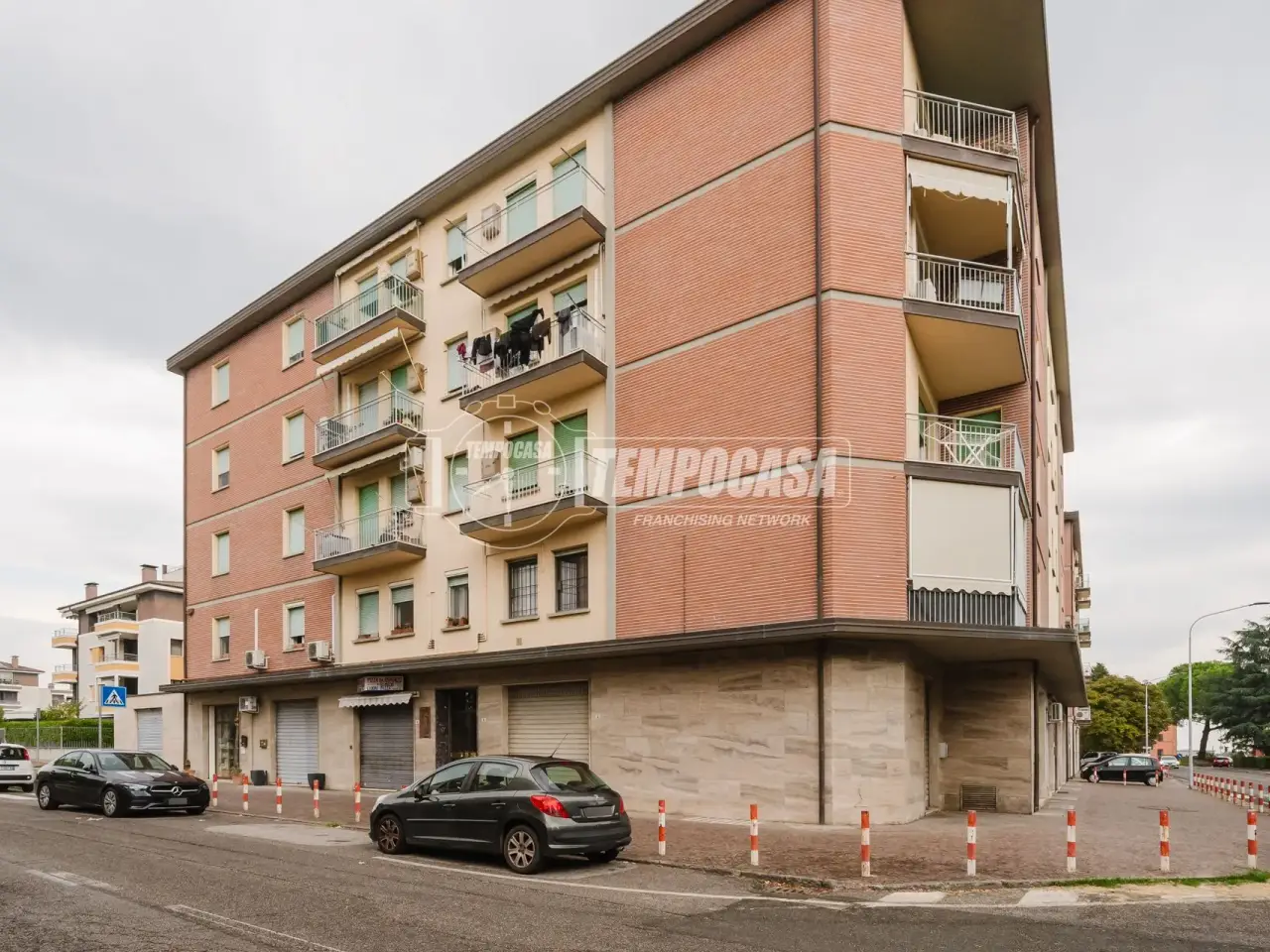 Negozio in Via degli Orti 8, Ozzano Dell'Emilia, {3} - Foto 2