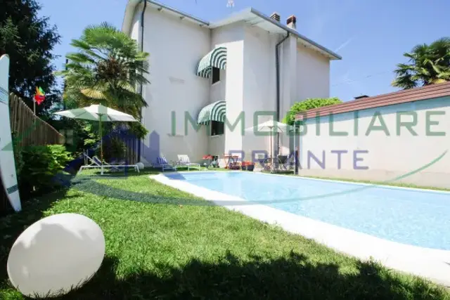 insertion image