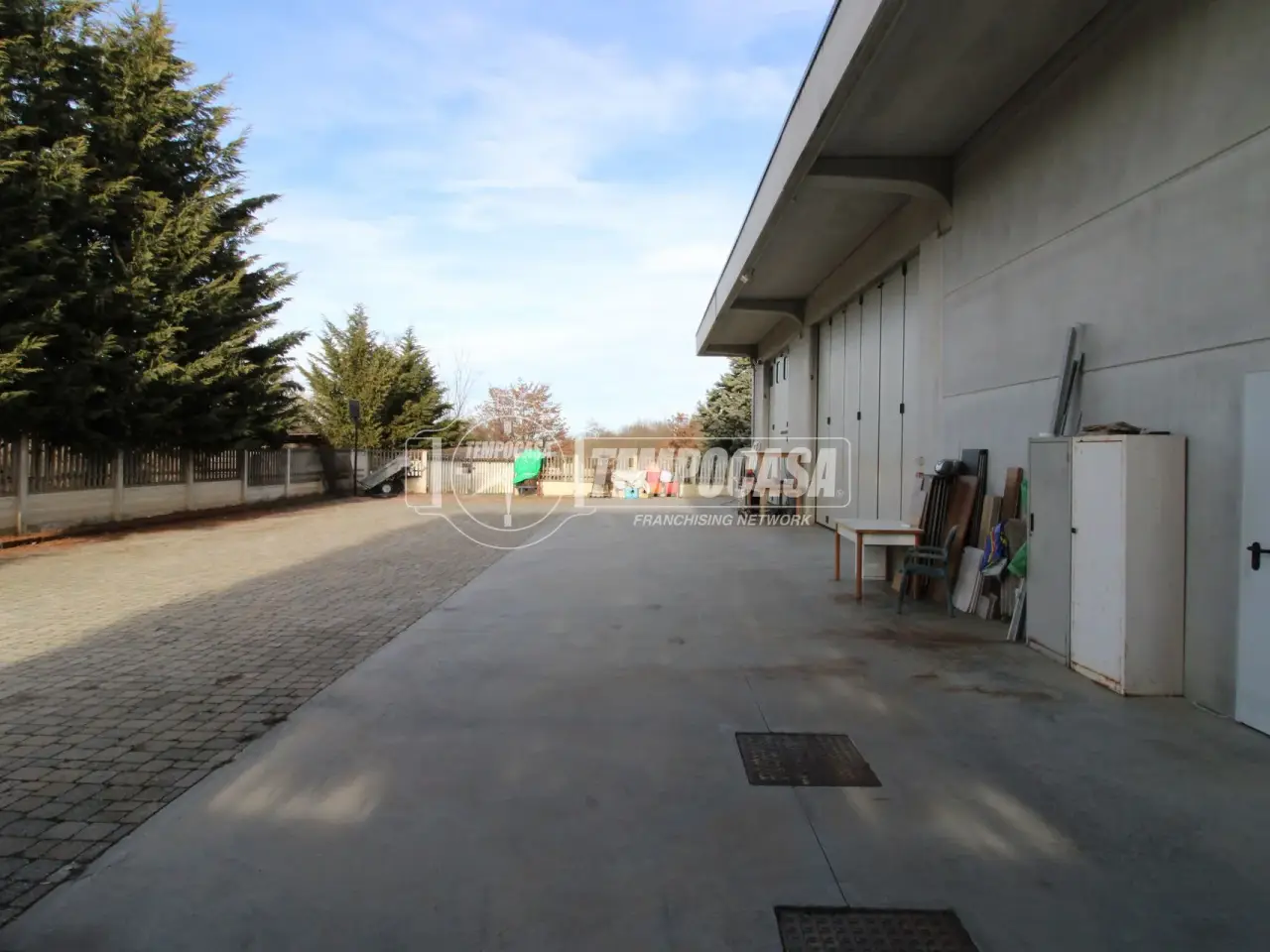 Capannone in Via Vecchia di Cuneo 86/B, Mondovi', {3} - Foto 2