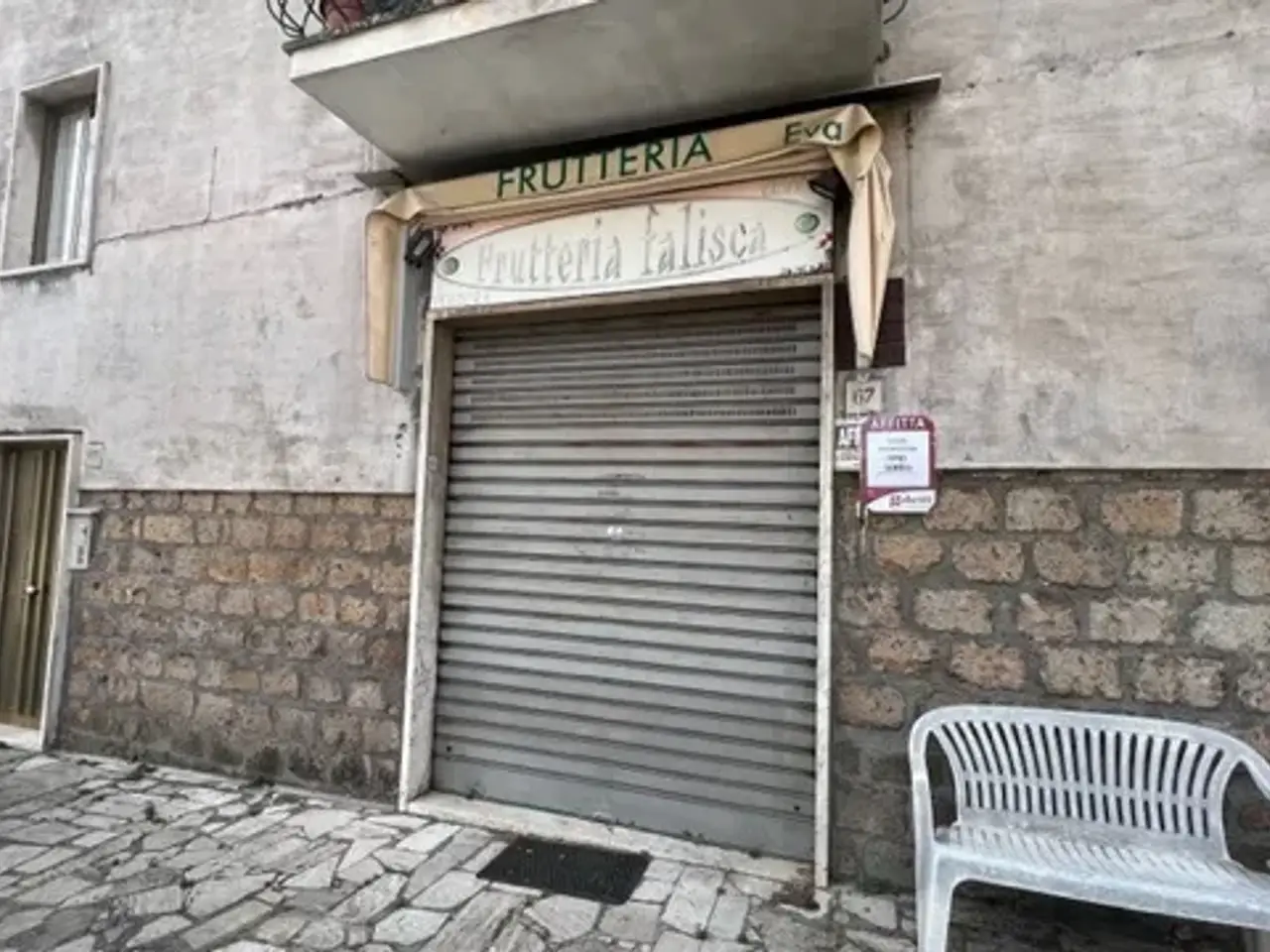Negozio in Via Falisca 67, Civita Castellana, {3} - Foto 2
