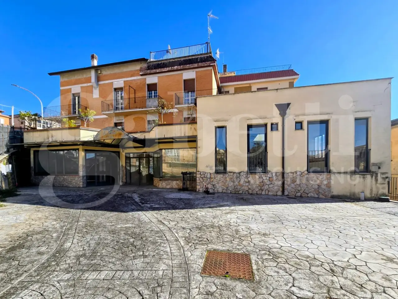 Albergo in Via di Villa Comunale  1, Fiuggi, {3} - Foto 1