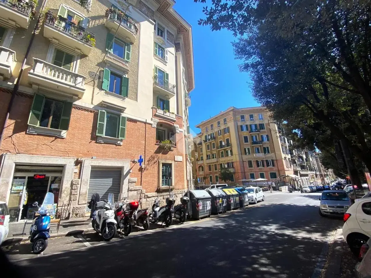 Negozio in Via Chiana 33, Roma, {3} - Foto 2