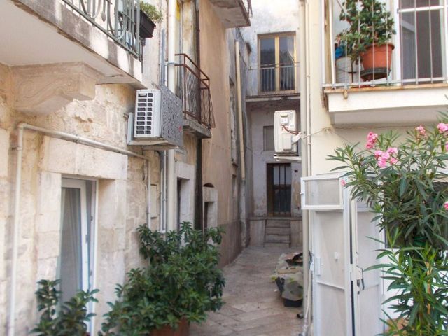 Casa indipendente in Piazza Don Albertario, Acquaviva delle Fonti - Foto 1