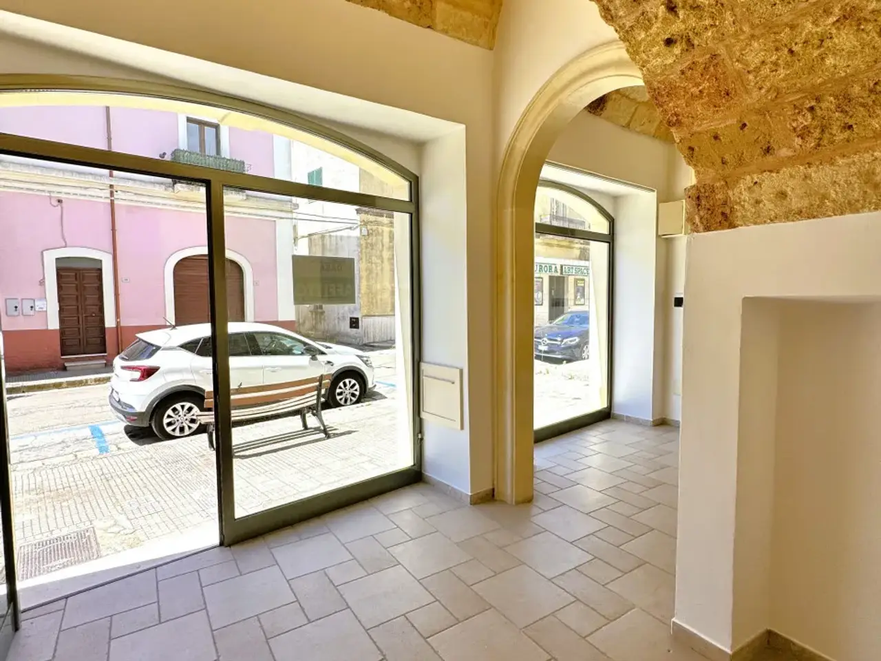 Esercizio commerciale in , Tricase, {3} - Foto 2
