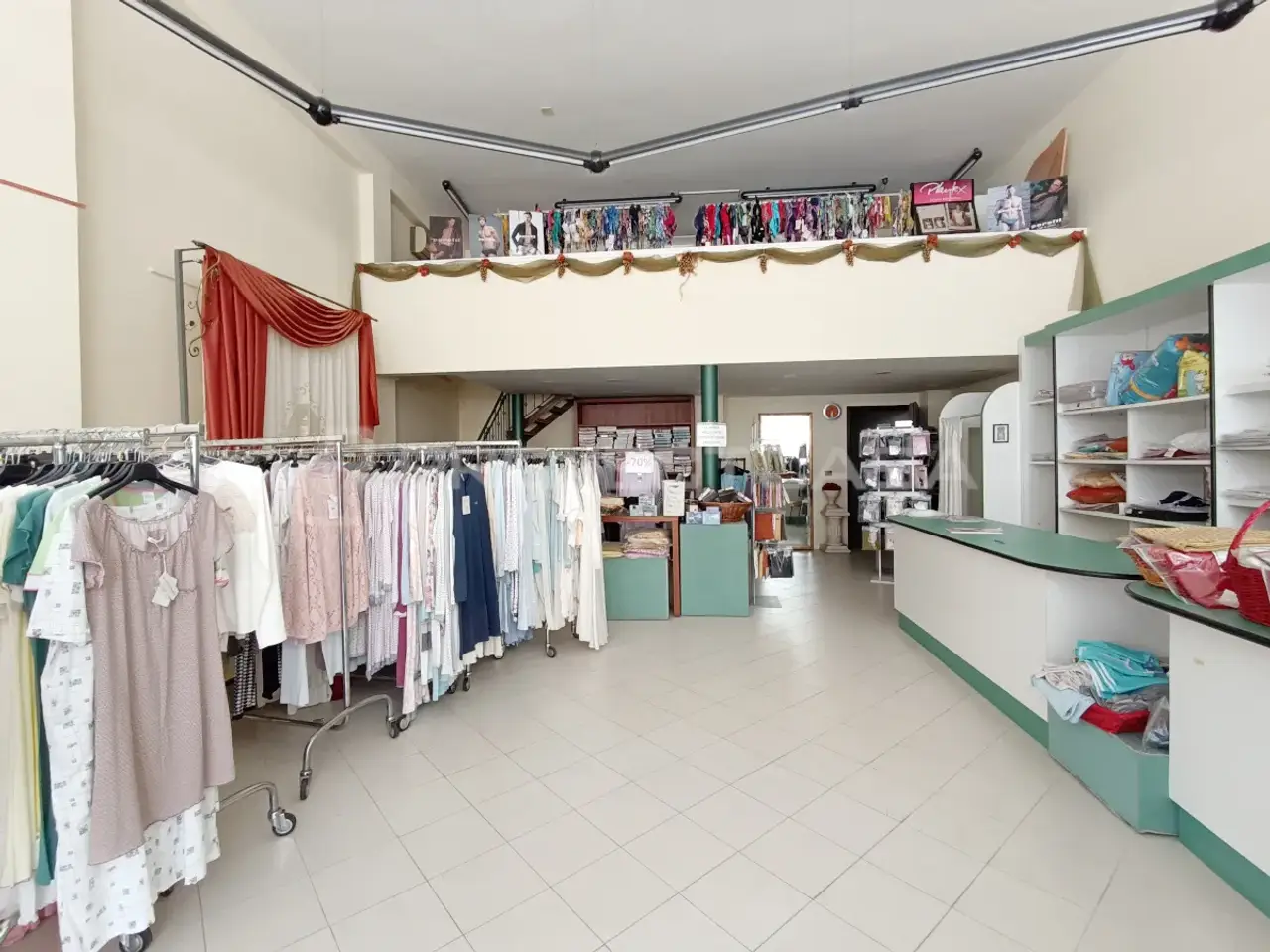 Negozio in Via Scorrano 16, Maglie, {3} - Foto 2
