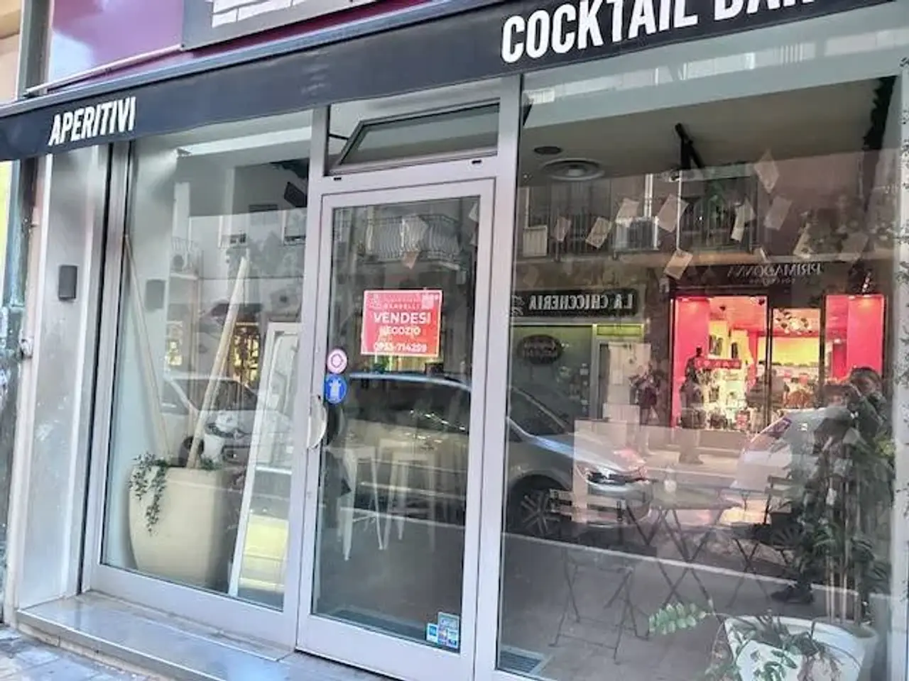 Negozio in Via Duca degli Abruzzi 23, Civitanova Marche, {3} - Foto 1