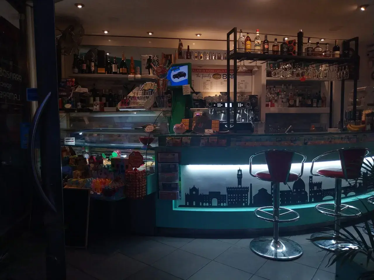 Bar in Piazza San Jacopino, Firenze, {3} - Foto 2