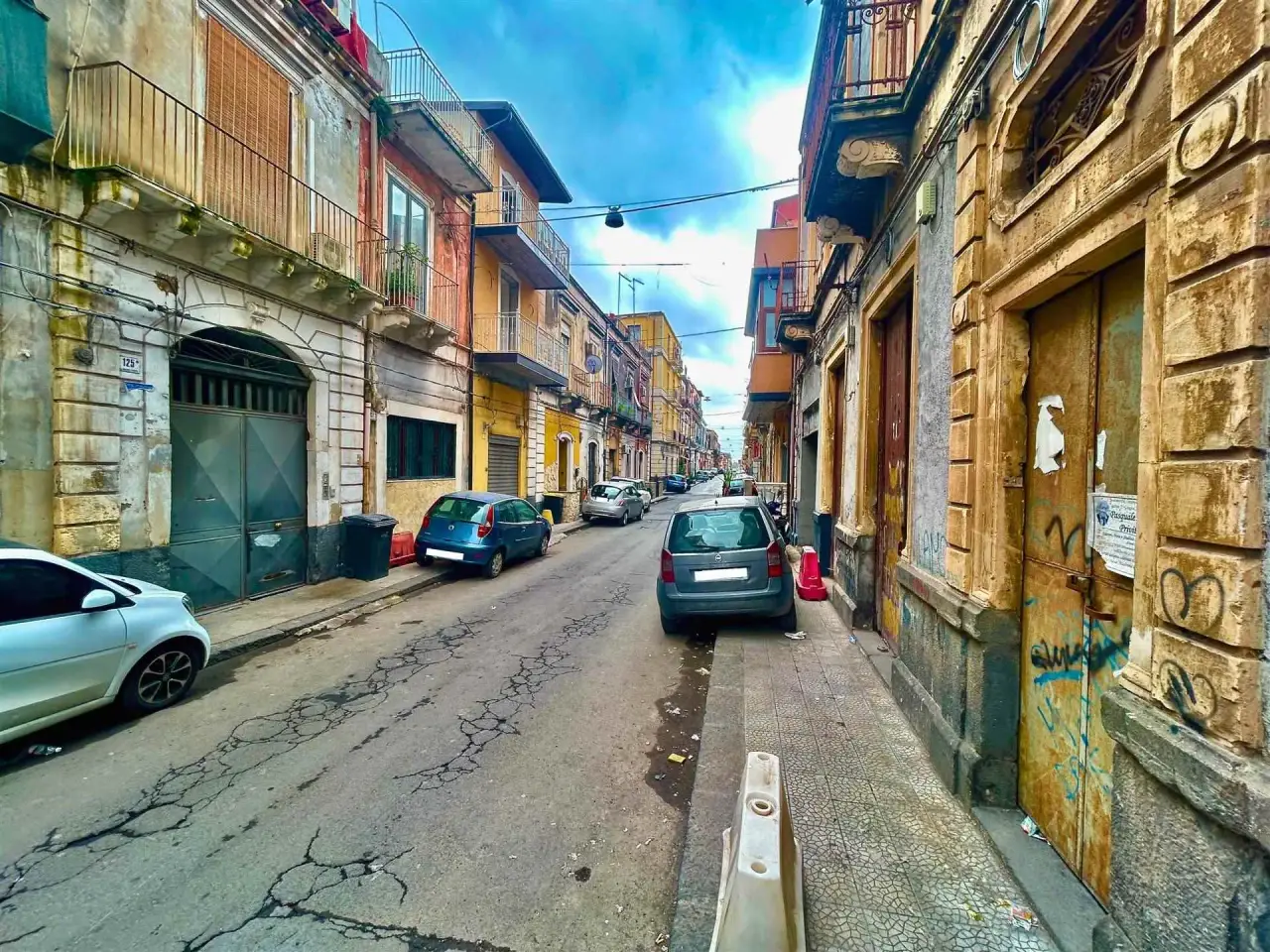 Negozio in Via Mulini a Vento, Catania, {3} - Foto 2