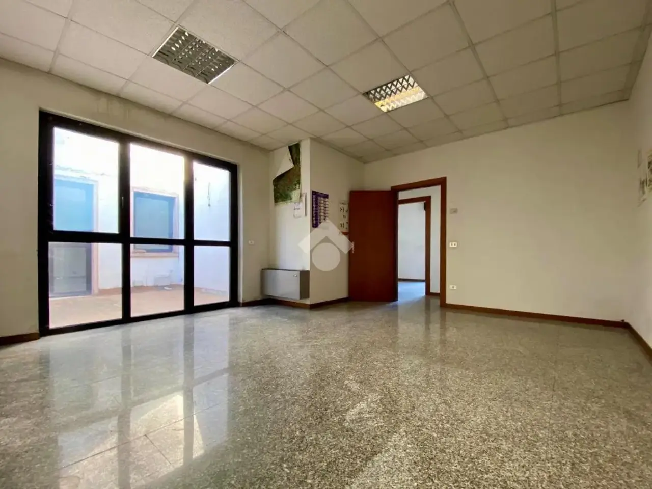 Ufficio in Via Milano 6, Negrar, {3} - Foto 2