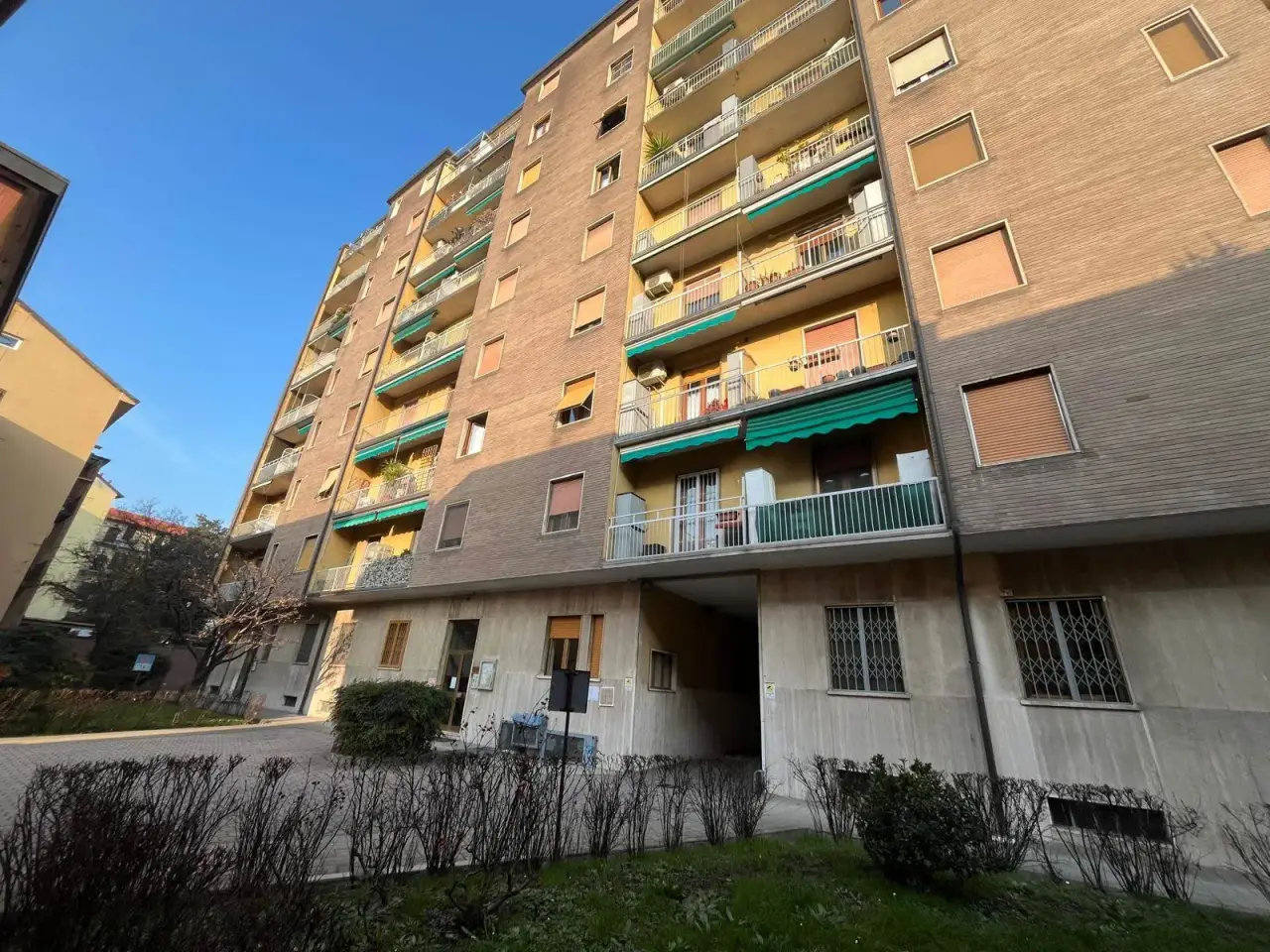 Magazzino in Via Riccione, Milano, {3} - Foto 2