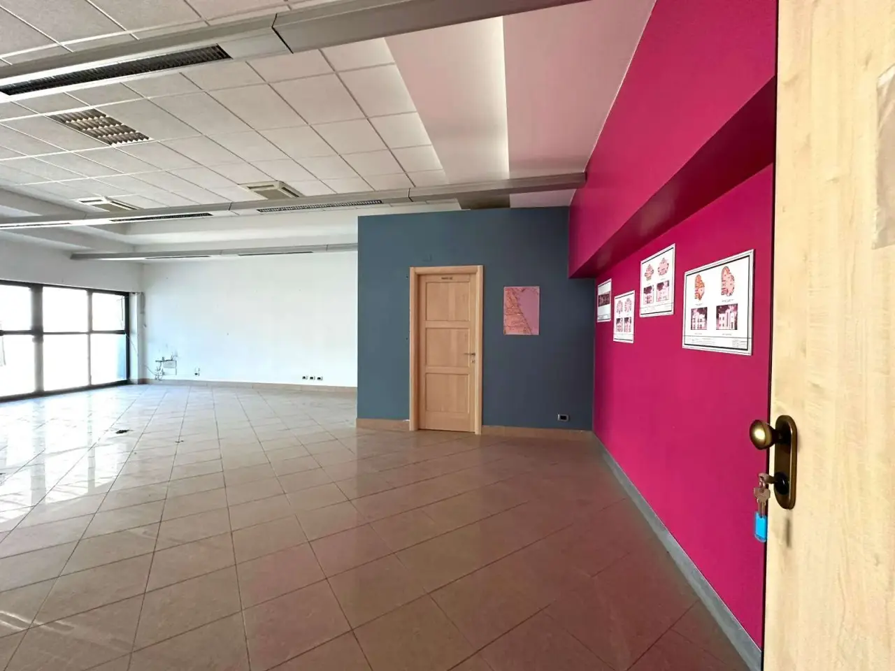 Ufficio in Via Primo Maggio 20, Ancona, {3} - Foto 2