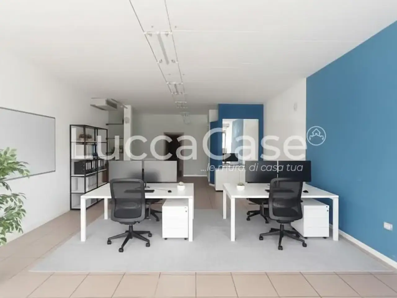 Locale commerciale in . Donnino 55014, Capannori, {3} - Foto 1