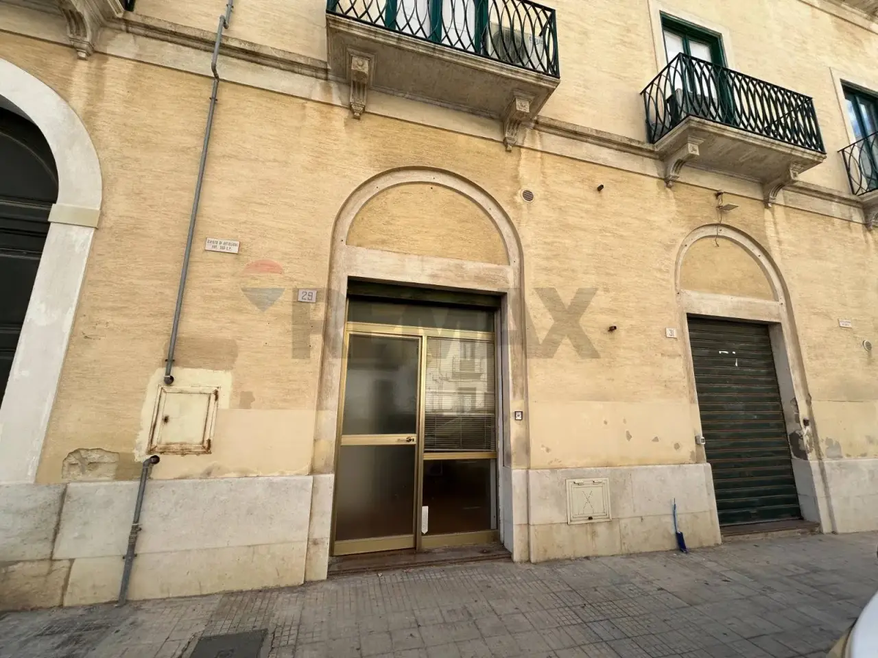 Negozio in Via XXX Gennaio 29, Trapani, {3} - Foto 1