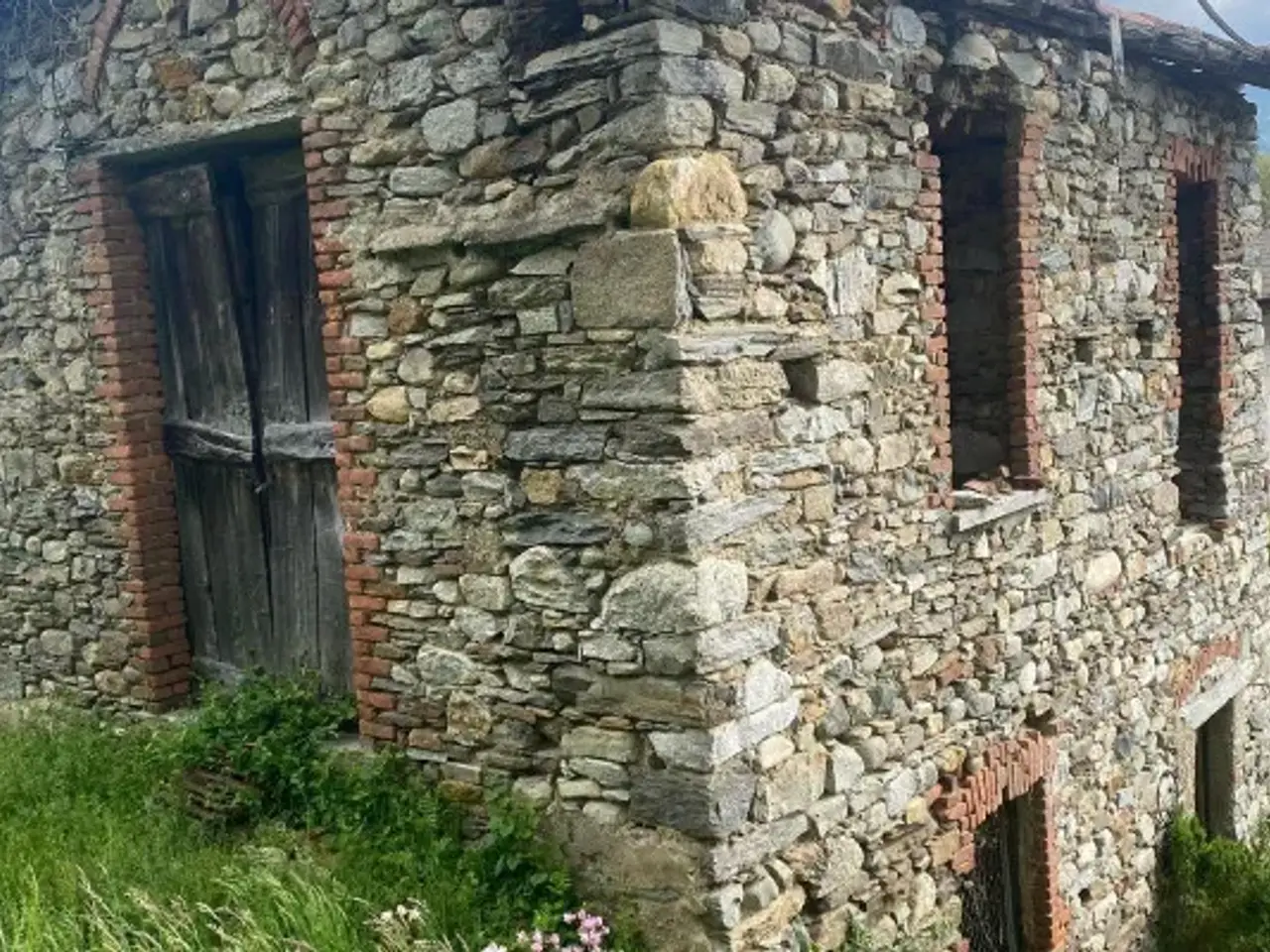 Magazzino in Via Bernardino Luini 3, Brissago Valtravaglia, {3} - Foto 2