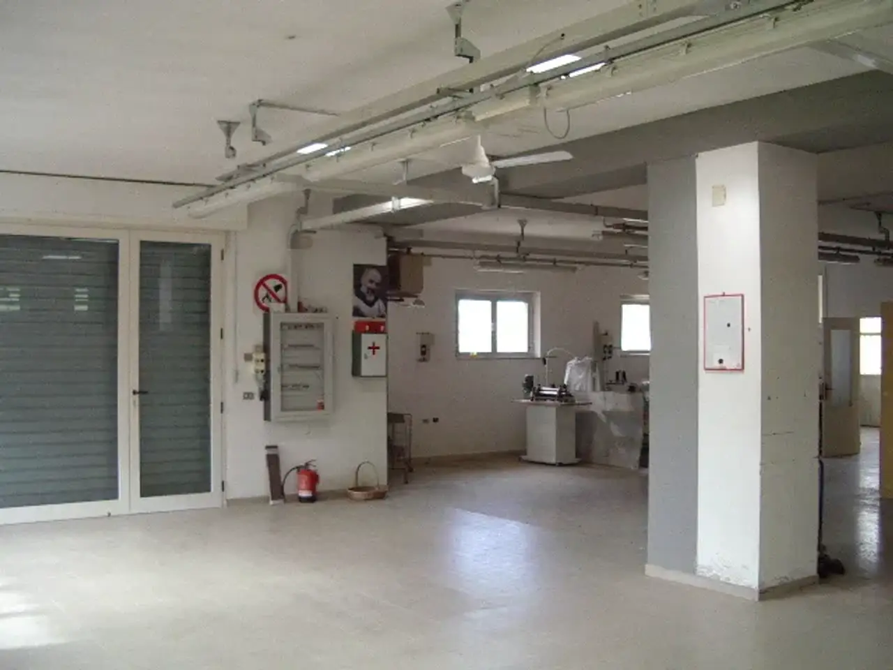 Laboratorio in Via San Giovanni, Colonnella, {3} - Foto 2