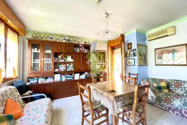 4-room flat in Via G.Rossa 16, Signa - Photo 1