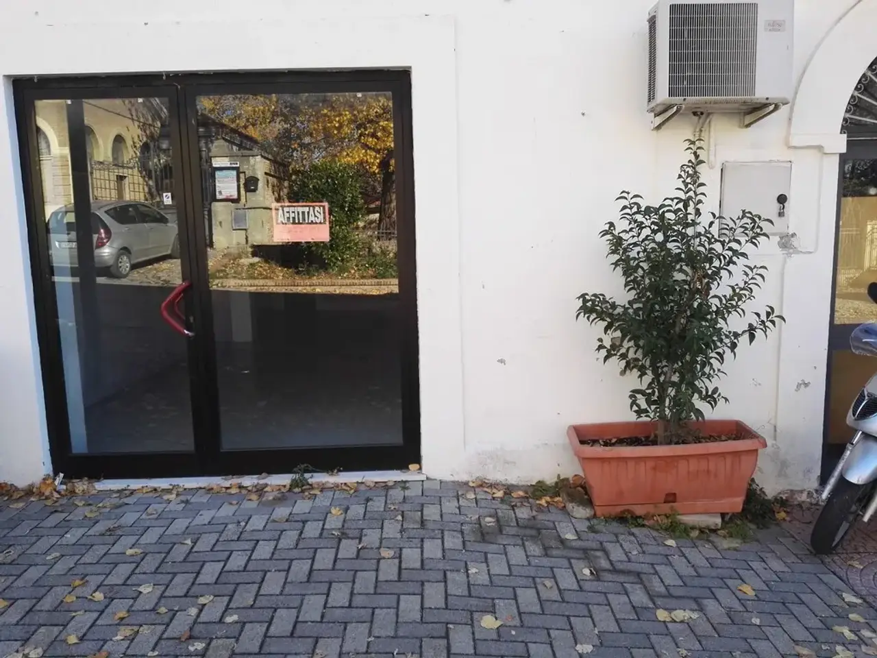 Palazzina commerciale in , Penne, {3} - Foto 2