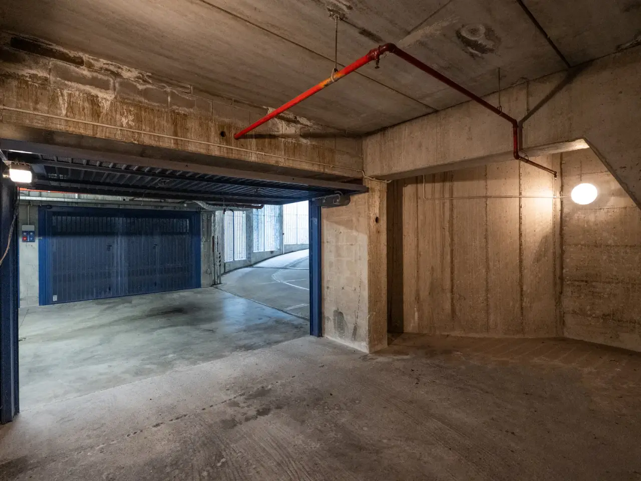 Parcheggio chiuso in Via André-Marie AmpèRe 7, Milano, {3} - Foto 1