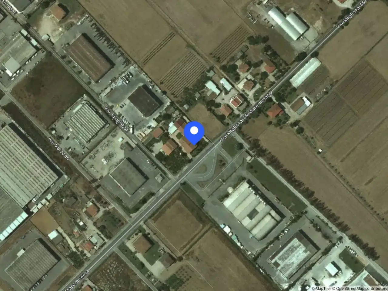 Fabbricato misto in Str. Maremmana, 51, 04016 Zona Industriale Borgo San Donato Lt, Italia 51, Sabaudia, {3} - Foto 1
