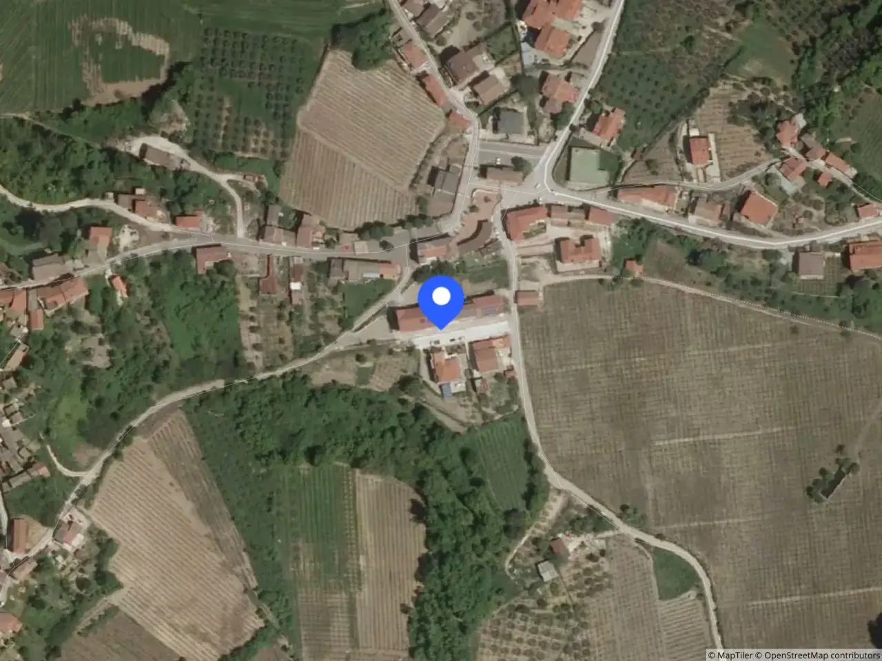 Magazzino in Frazione Chianchetelle, Via Fontana, Chianche, {3} - Foto 1