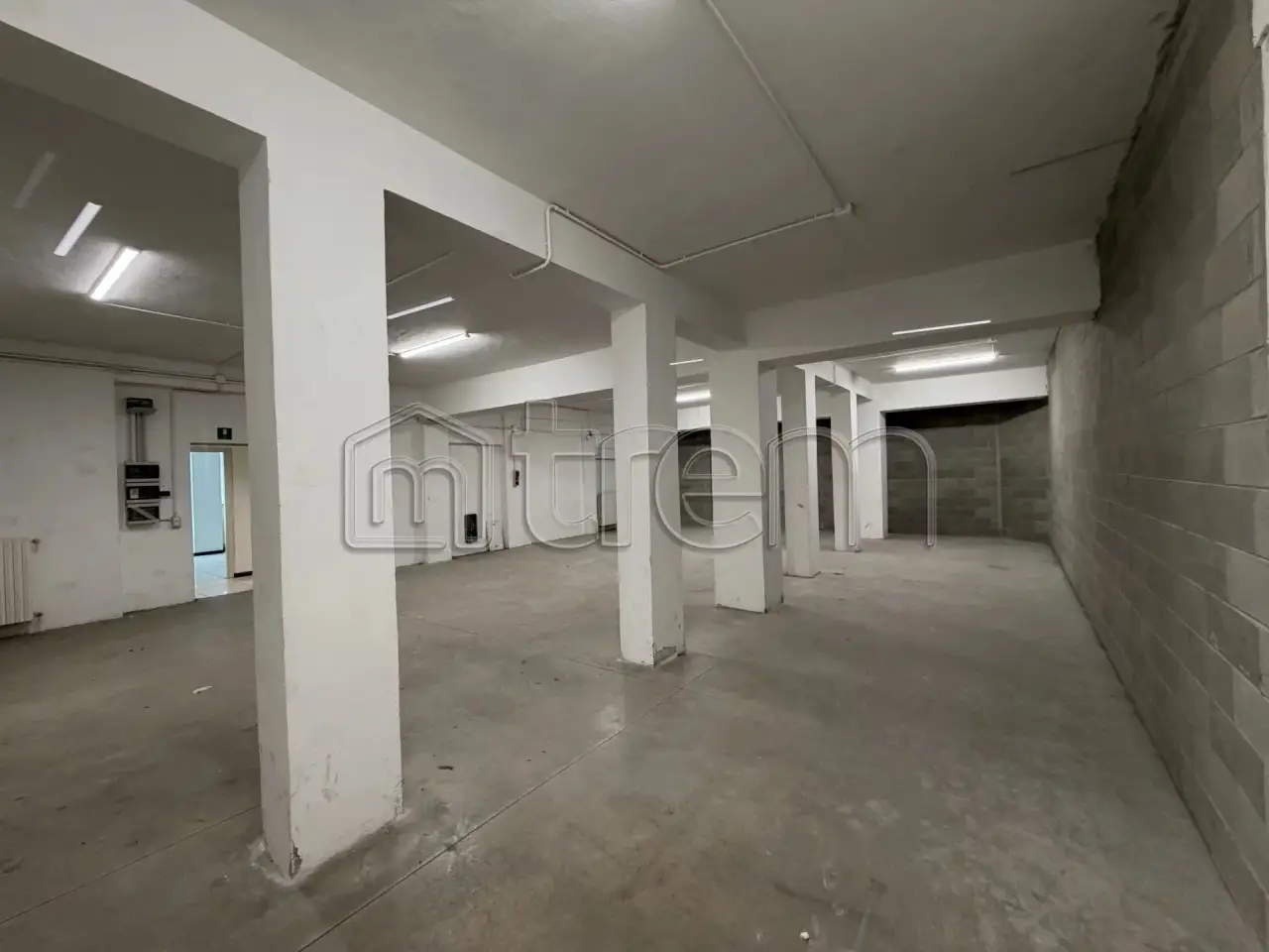 Laboratorio in Via Gallarate, 215, Milano, {3} - Foto 2