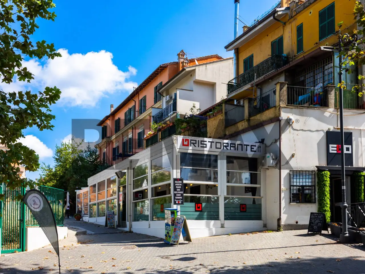 Esercizio commerciale in , Grottaferrata, {3} - Foto 2