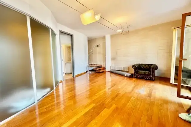 main gallery real estate image