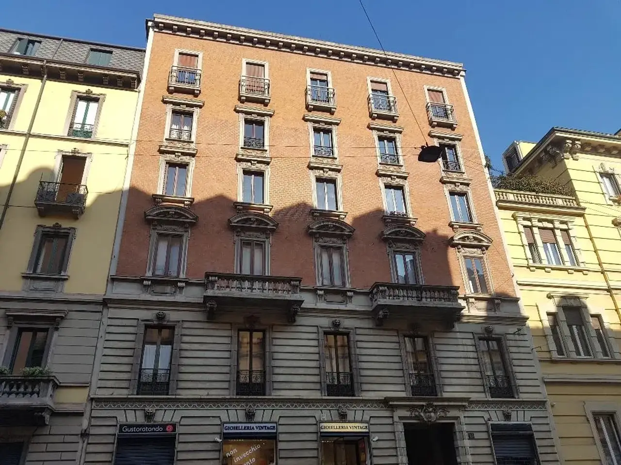 Negozio in Via Boccaccio 14, Milano, {3} - Foto 1
