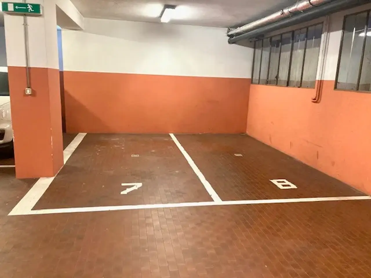 Parcheggio chiuso in Centro Storico, Bologna, {3} - Foto 2