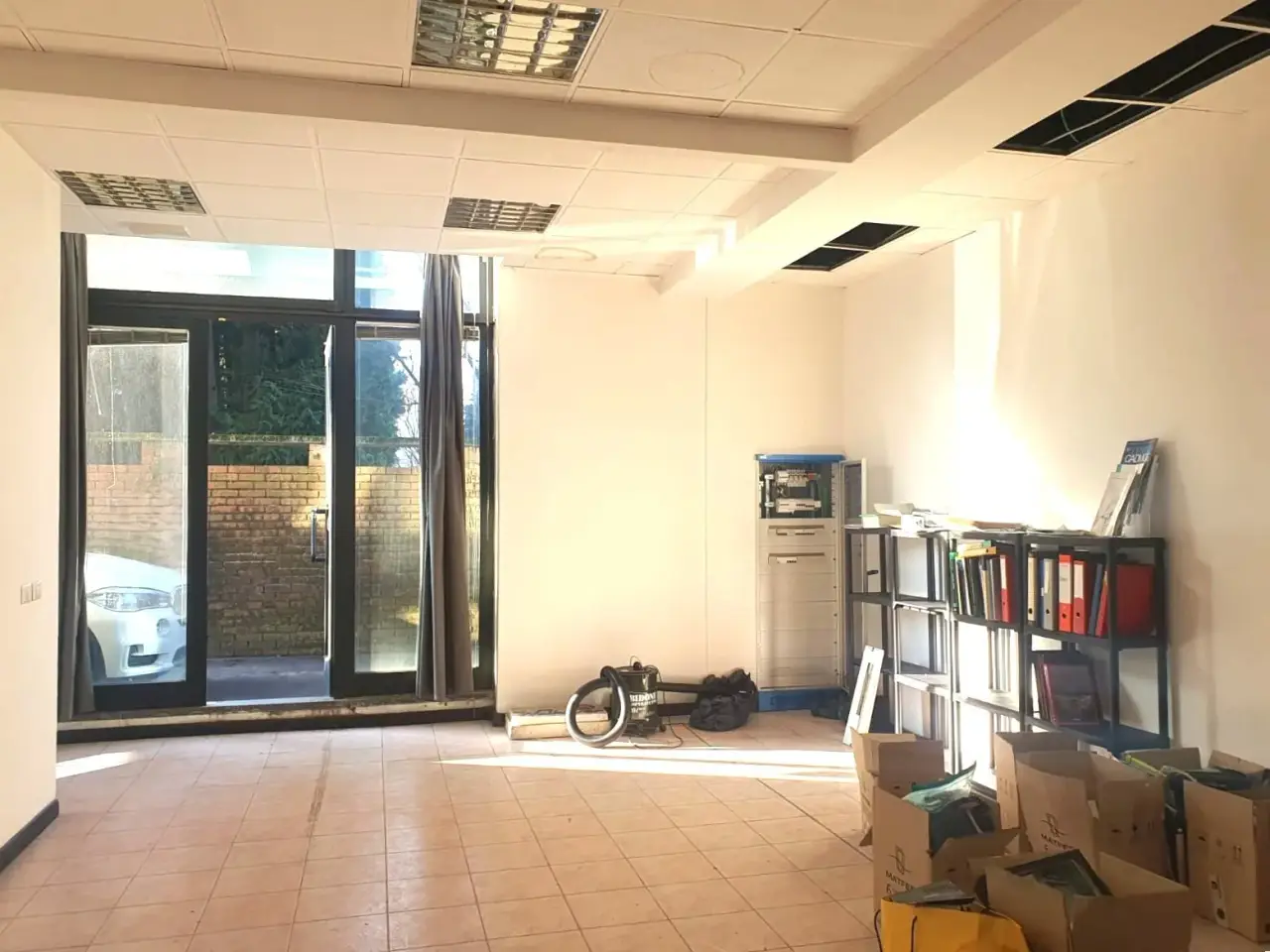 Magazzino in Via Emilia Est 210, Parma, {3} - Foto 1