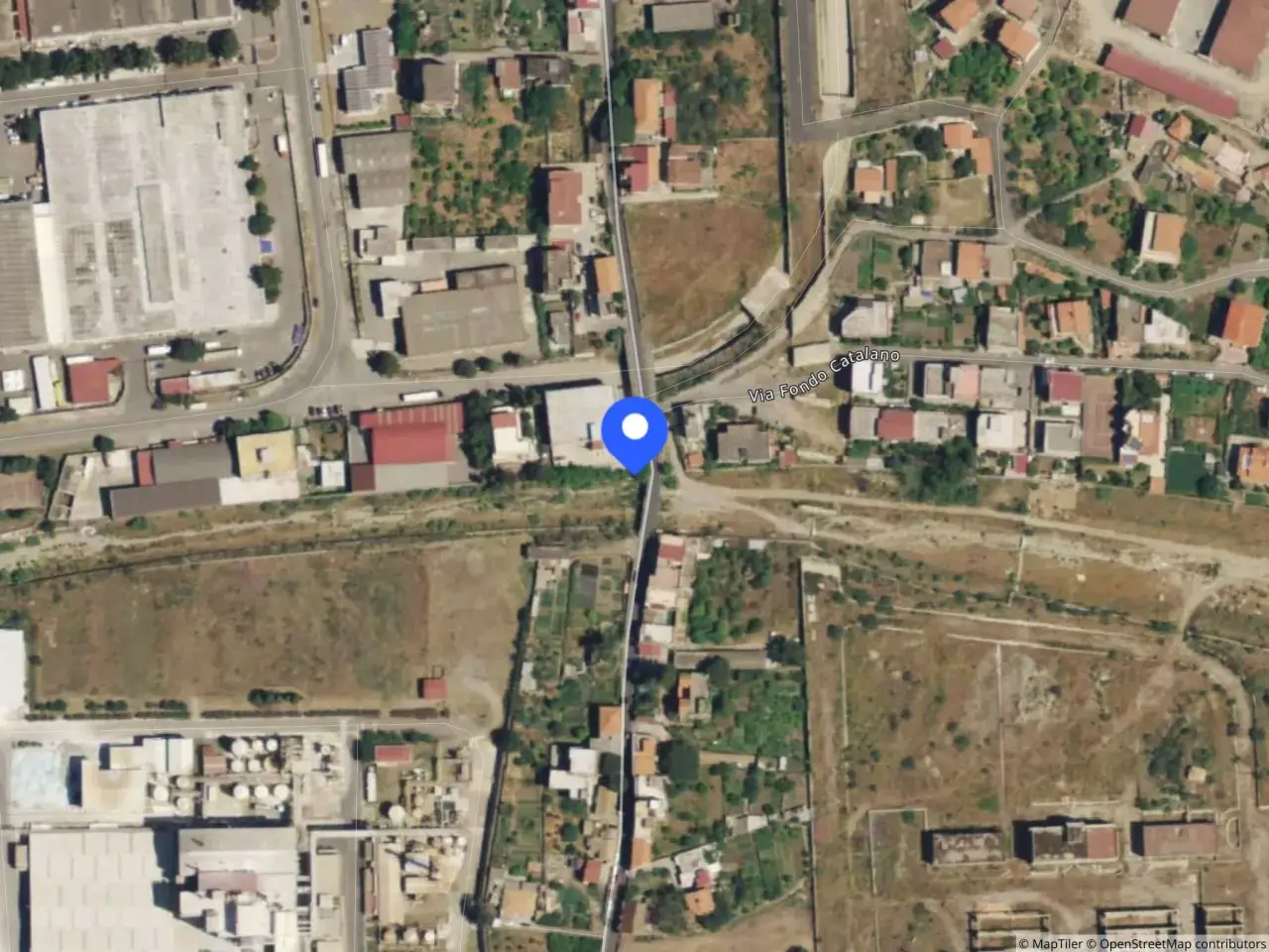 Fabbricato misto in San Gragorio, Via delle Industrie, 21 21, Reggio Calabria, {3} - Foto 1