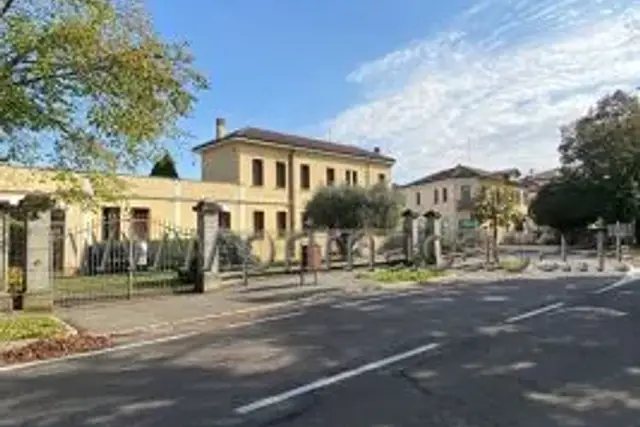 Villa in Corso della Vittoria 2, Legnago - Foto 1