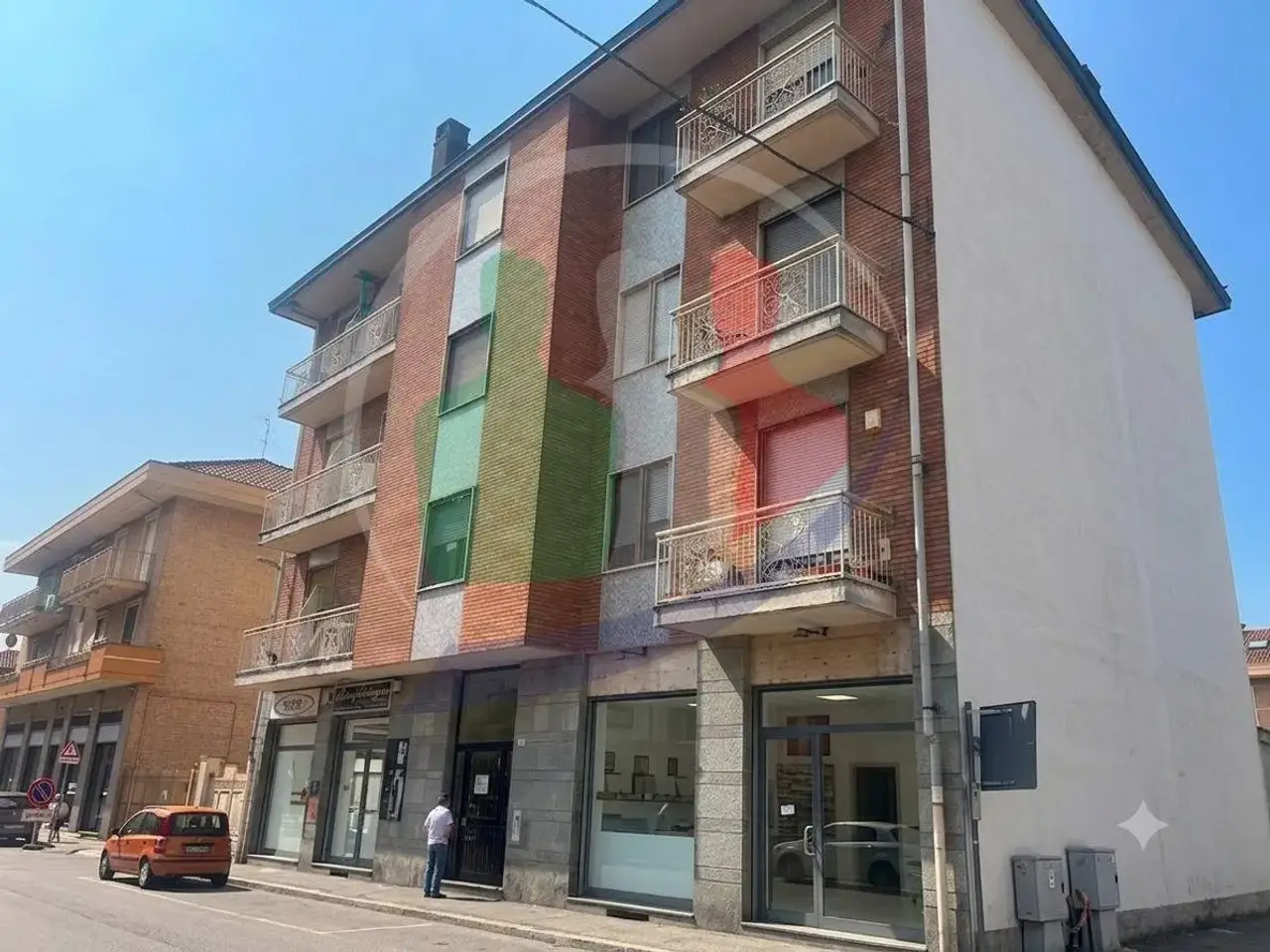Esercizio commerciale in Via Mazzolari 18, Vinovo, {3} - Foto 1