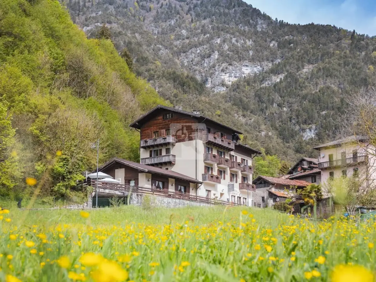 Albergo in Via Unità d'Italia, Ledro, {3} - Foto 1
