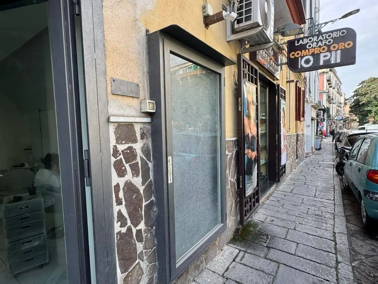 Negozio in Via Don Luigi Sturzo, Napoli, {3} - Foto 1