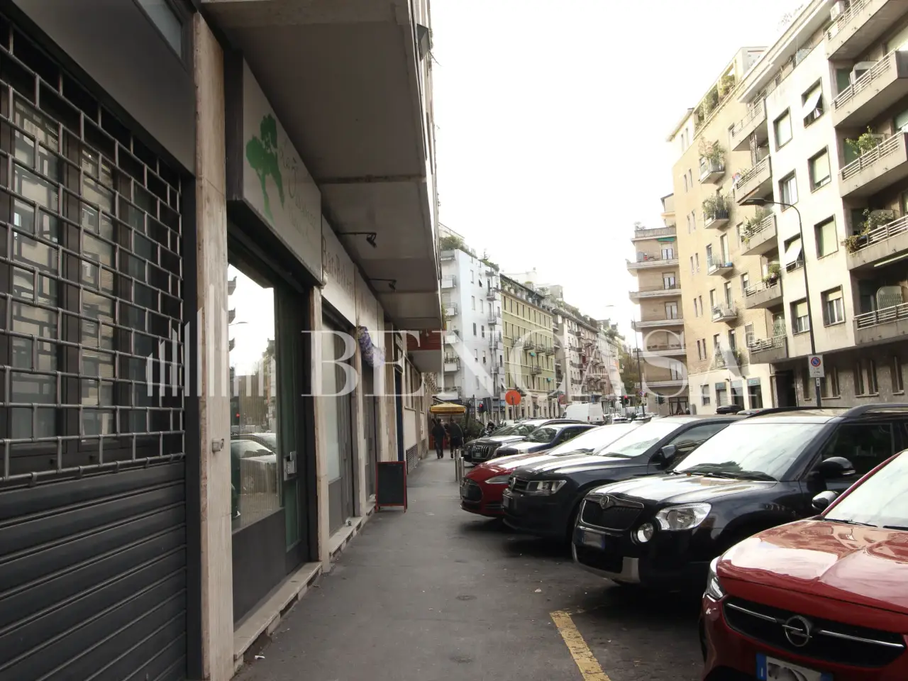 Negozio in Via Emilio Morosini 23, Milano, {3} - Foto 2