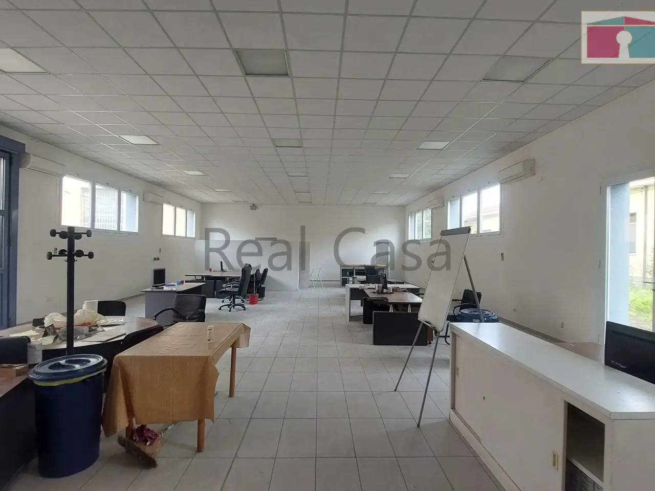 Palazzina commerciale in Via Cesare della Chiesa, Modena, {3} - Foto 1