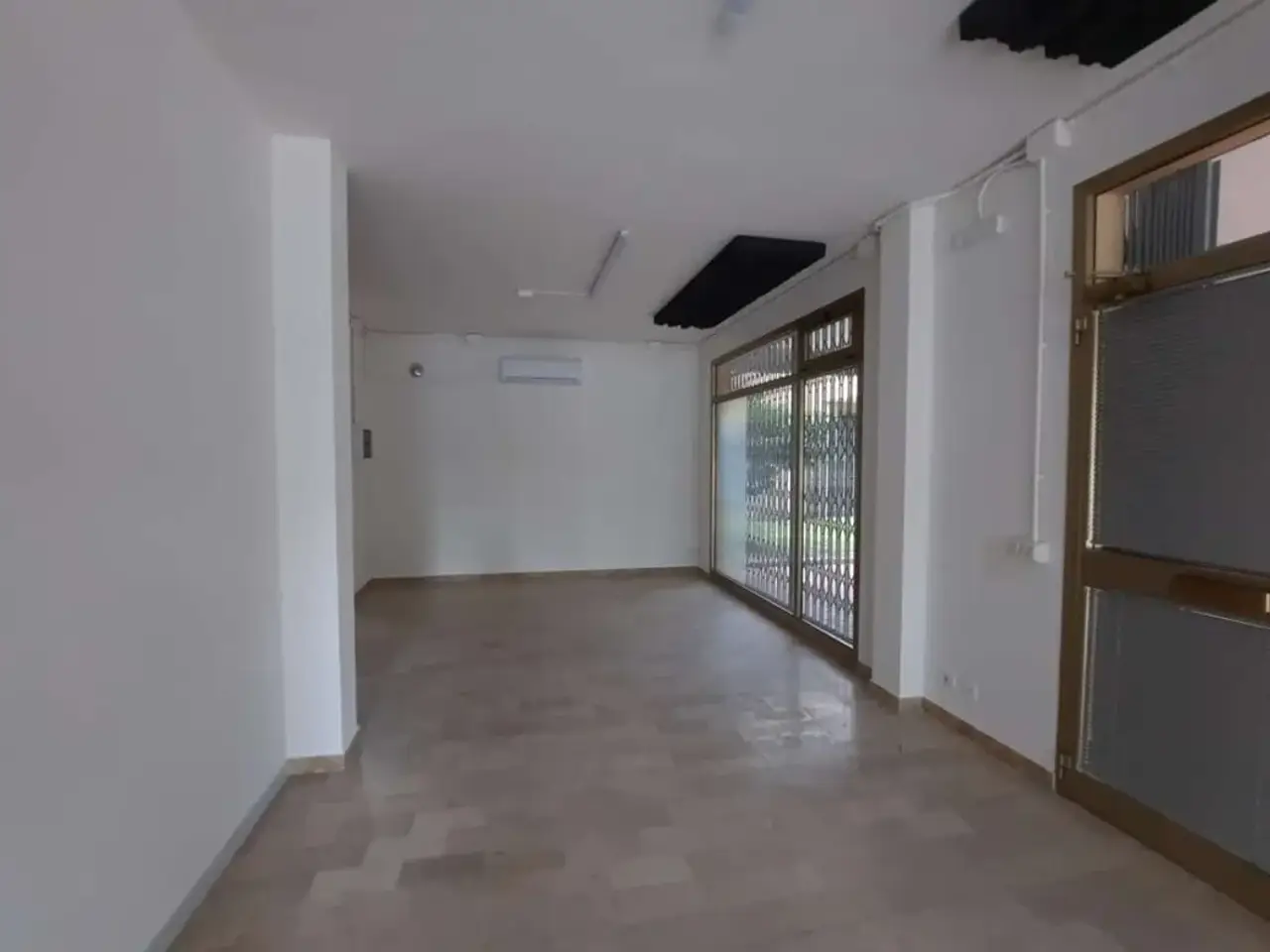 Negozio in , Reggio Emilia, {3} - Foto 2