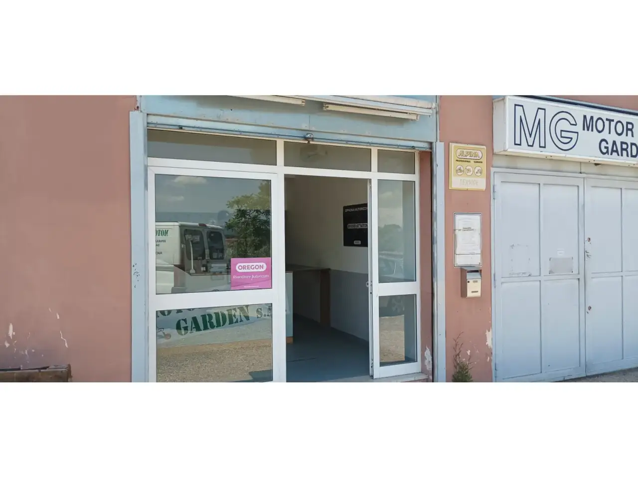Carrozzeria in Via Ardeatina 832, Roma, {3} - Foto 1