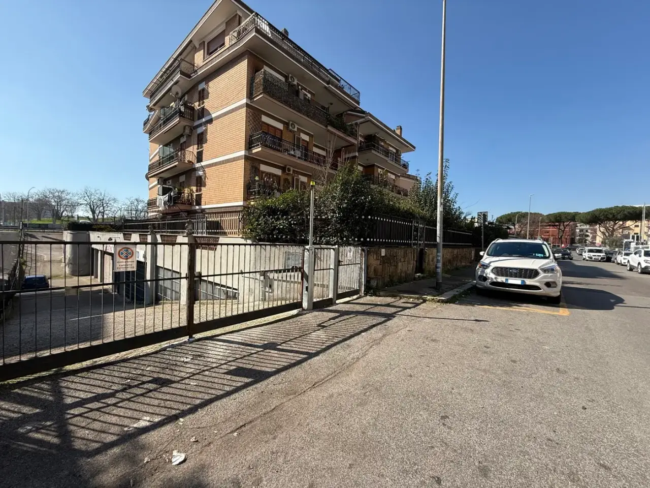 Negozio in Via dell'Edera 41, Roma, {3} - Foto 2