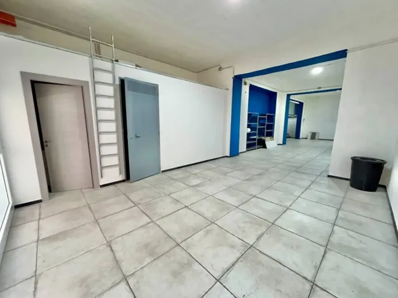 Magazzino in Corigliano-Rossano - Via Sardegna, 24, Corigliano-Rossano, {3} - Foto 2