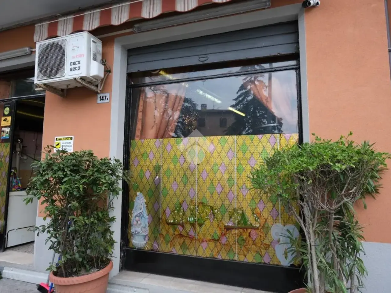 Negozio in Via Giuseppe Massarenti 149, Bologna, {3} - Foto 1