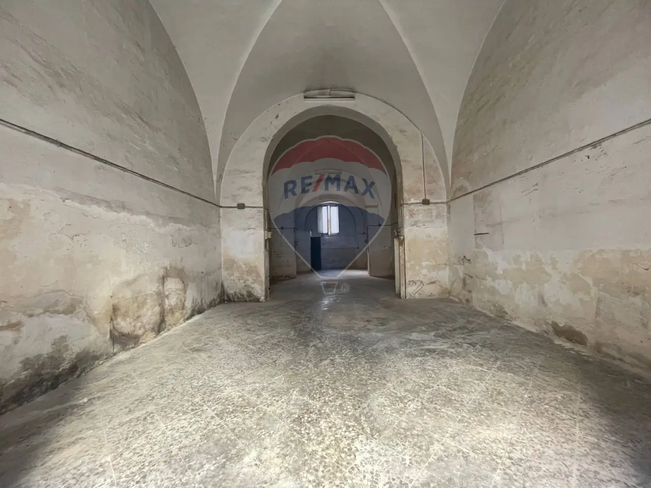 Negozio in Via Giovanni Amendola 25, Bari, {3} - Foto 2