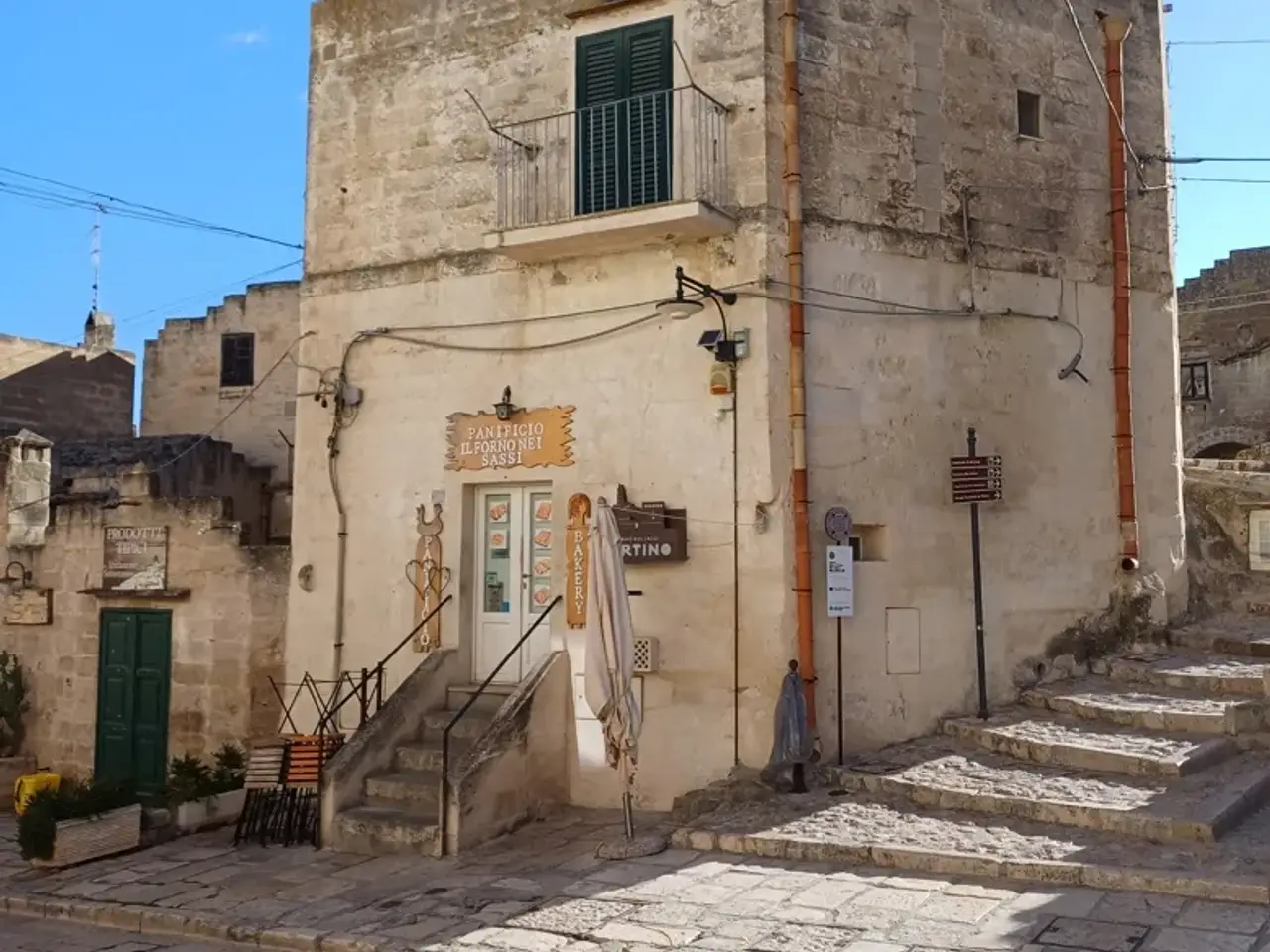 Esercizio commerciale in Via Buozzi 34, Matera, {3} - Foto 1