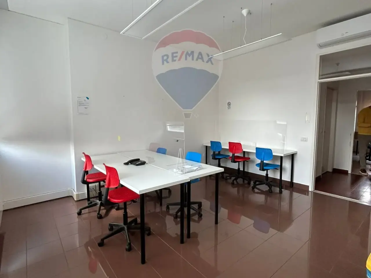 Ufficio in Viale Italia 119, Forlì, {3} - Foto 1