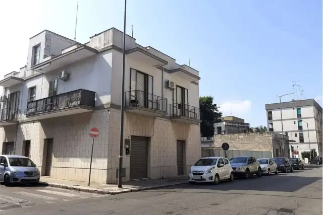 Casa indipendente in Via Daunia, 28, Brindisi - Foto 1